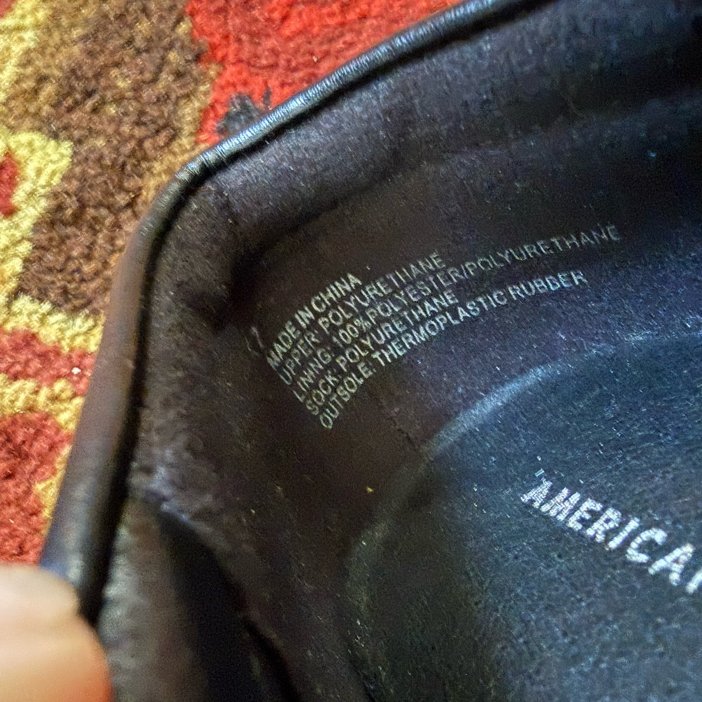 American Eagle Outfitters Black Loafers with Gold Heart Accent - Picture 4 of 4